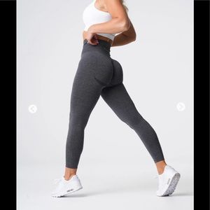 NVGTN Curve Seamless Leggings